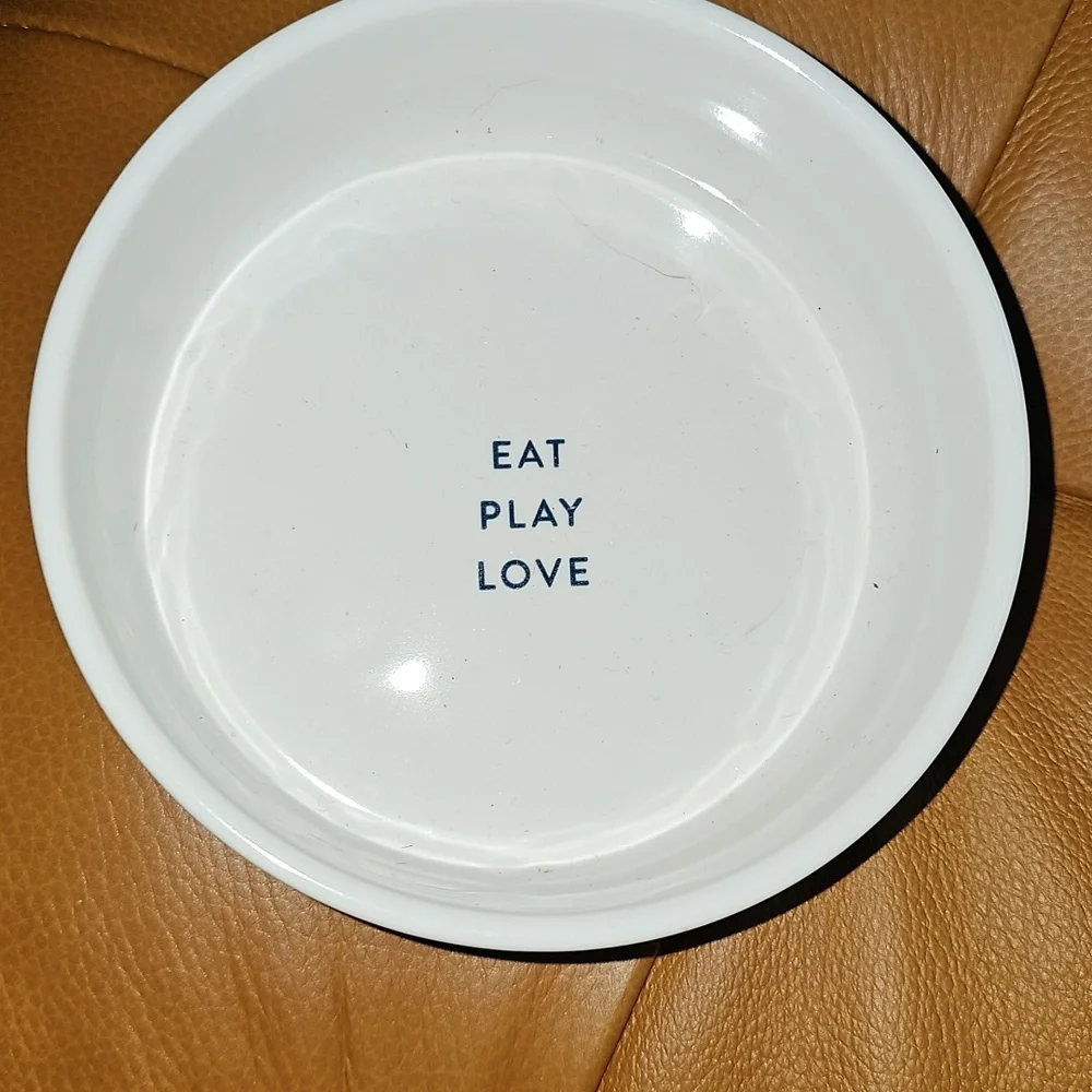 Fringe White Blue Dotted Pet Bowl Eat Play Love